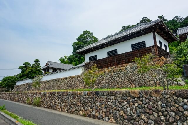 日高市